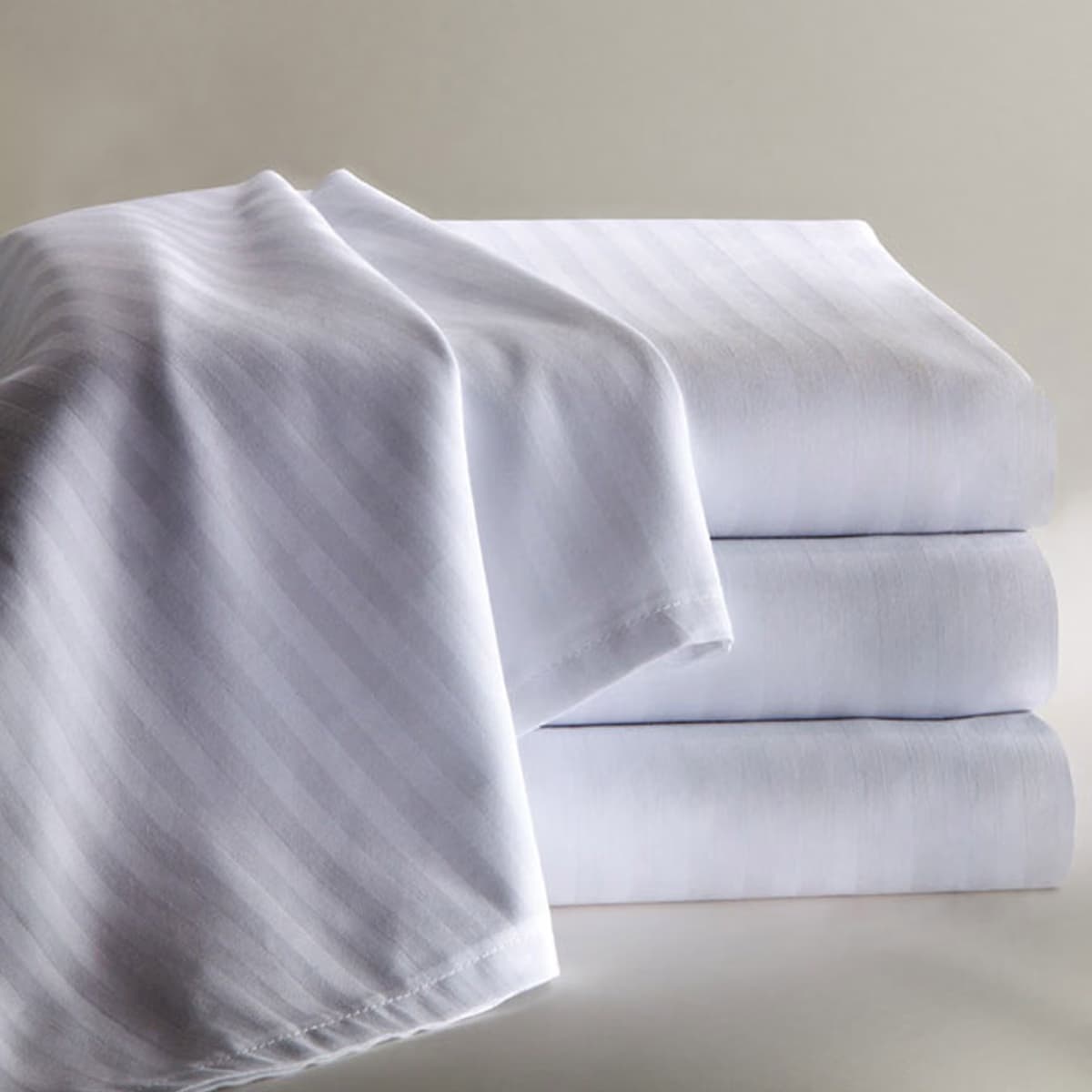 Otel Nevresim 83 Tel Saten Yollu Çift Kişilik - 200x220 cm (Sadece Nevresim)