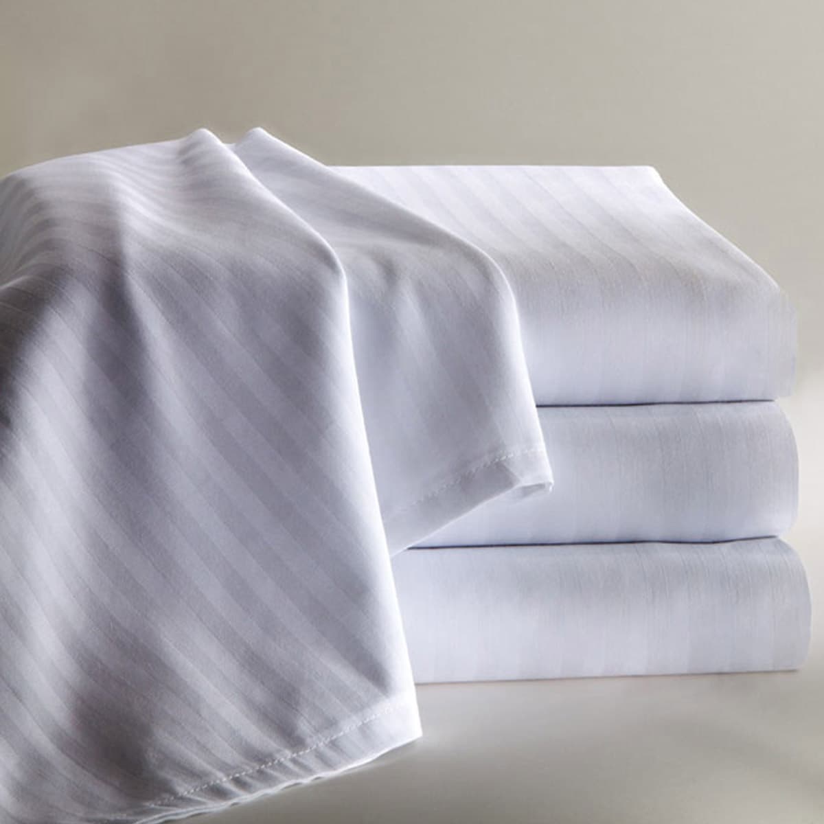 Otel Nevresim 83 Tel Saten Yollu Çift Kişilik - 200x220 cm (Sadece Nevresim)